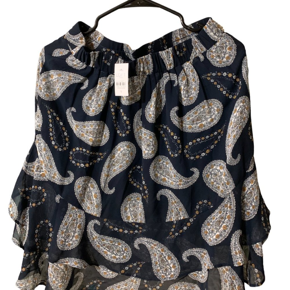 Loft Skirt, size small.  Black/white multiple